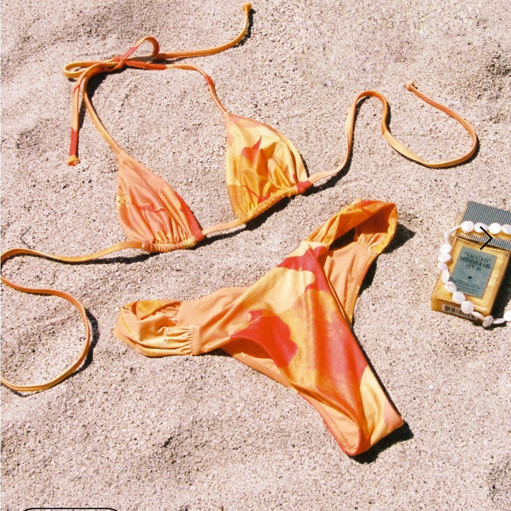 L • Space Native Poppies Bikini Set
